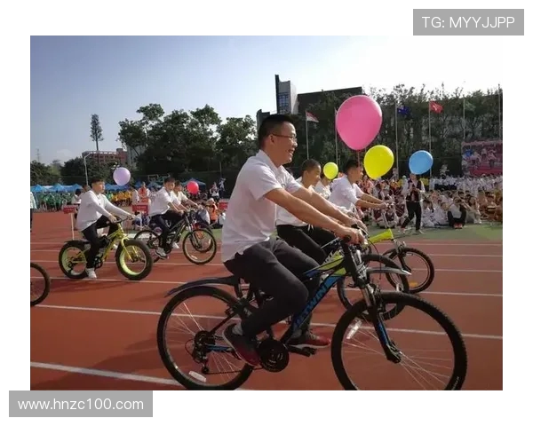 杭州滑板队默契配合探秘：团队精神与技巧的完美结合