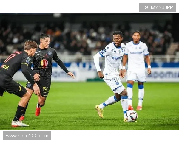 克莱蒙与图卢兹的激烈对决揭示法甲新赛季的竞争格局与球队实力分析