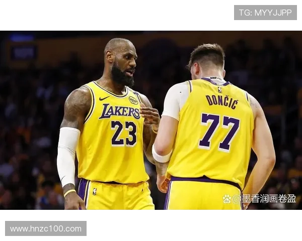 湖人对阵爵士精彩文字直播全程回顾与赛况分析 湖人对阵爵士精彩文字直播全程回顾与赛况分析