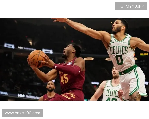 绿军与热火在线对决精彩回顾与赛后分析尽在此处 绿军与热火在线对决精彩回顾与赛后分析尽在此处